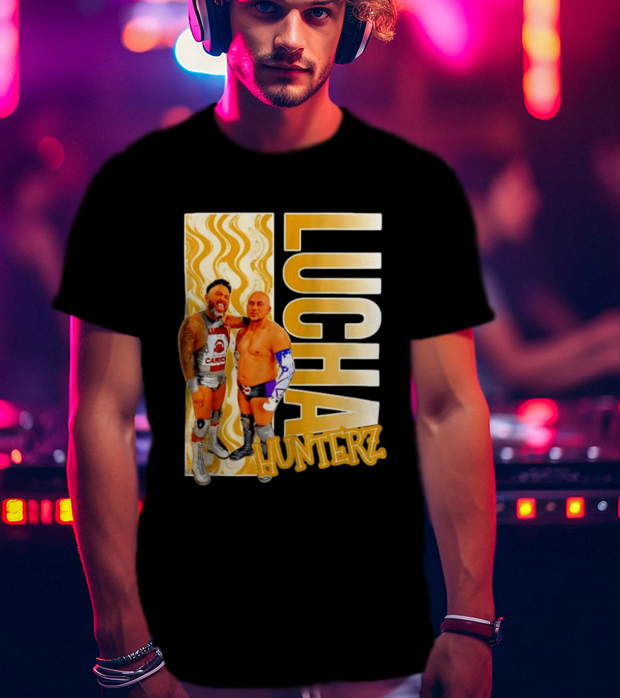 Lucha Hunterz Wrestlers Duo With Llamas And Gold Accents T-Shirt