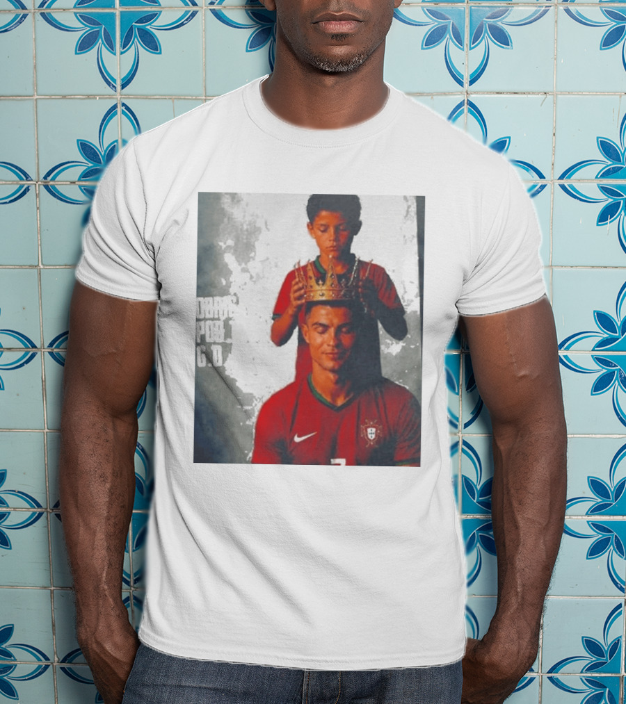 Cristiano Ronaldo Portugal Obrigado Por Tudo GOAT Crowned King Soccer Legend T-Shirt