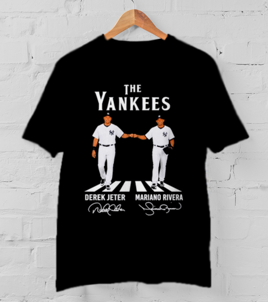 Derek Jeter Mariano Rivera The Yankees New York Yankees Iconic Baseball Moment T-Shirt