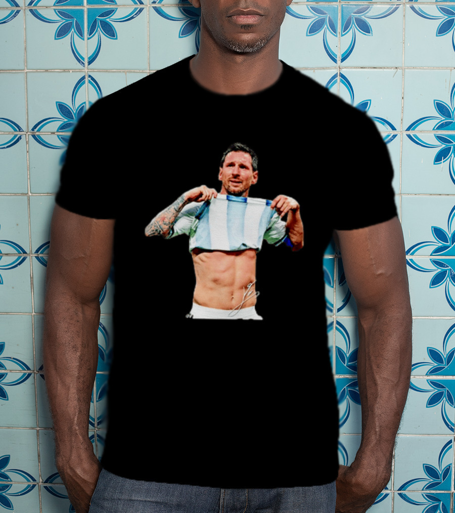 Lionel Messi Celebrates Argentina Soccer Triumph T-Shirt