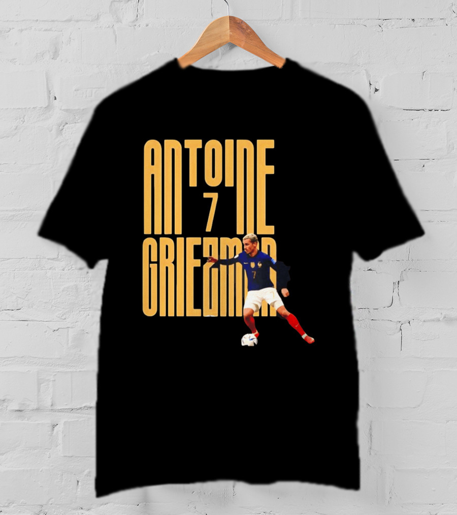 Antoine Griezmann 7 France Football Dribbling T-Shirt