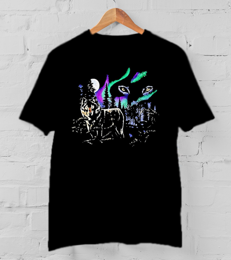 Northern Lights Wolf Under Starry Sky Moonlight Scene T-Shirt