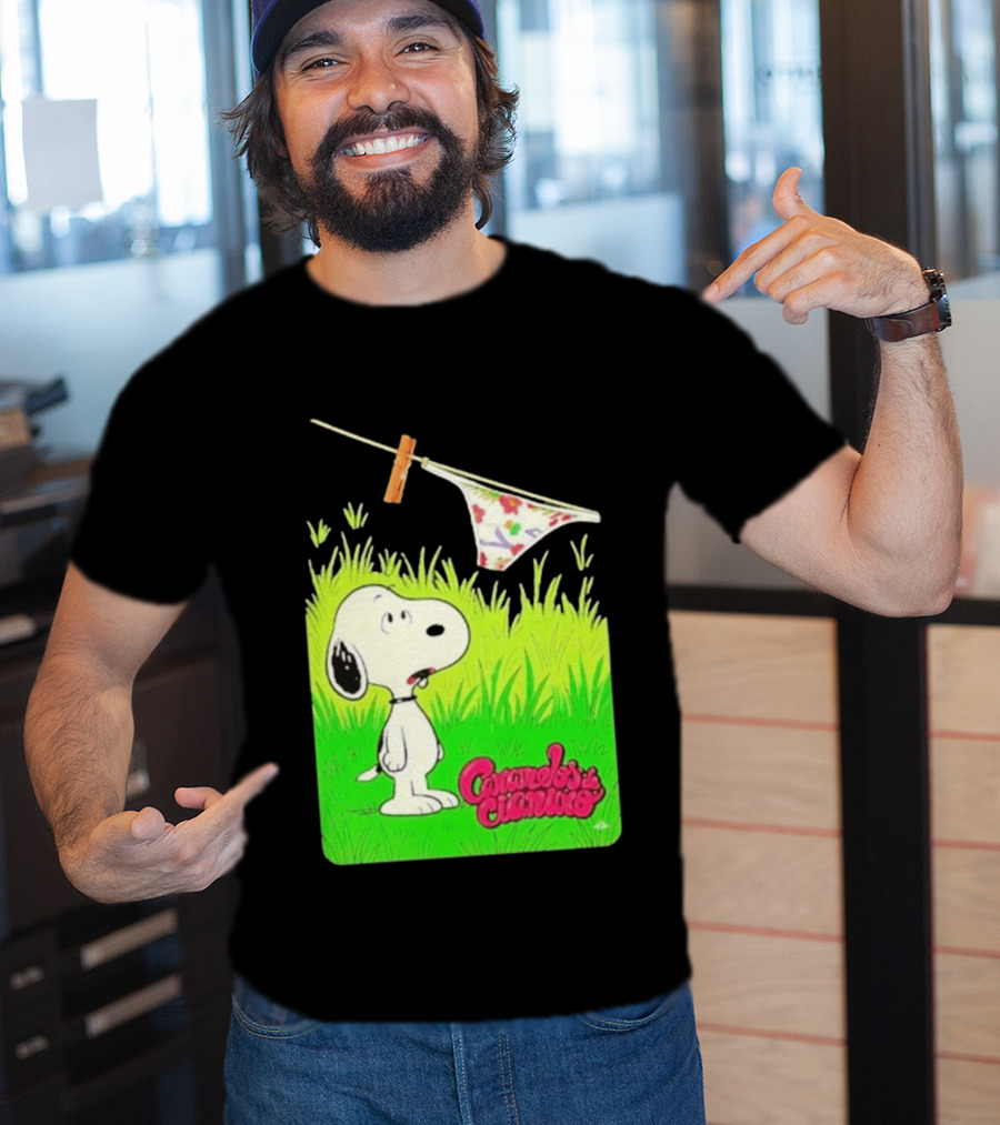 Snoopy Caramelos De Cianuro En Español Classic Cartoon And Rock Band Fusion T-Shirt