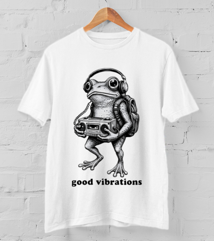 Frog With Headphones Boombox Backpack Good Vibrations T-Shirt
