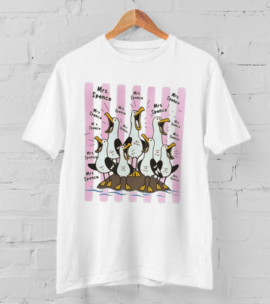Mrs Spence Screaming Seagulls T-Shirt