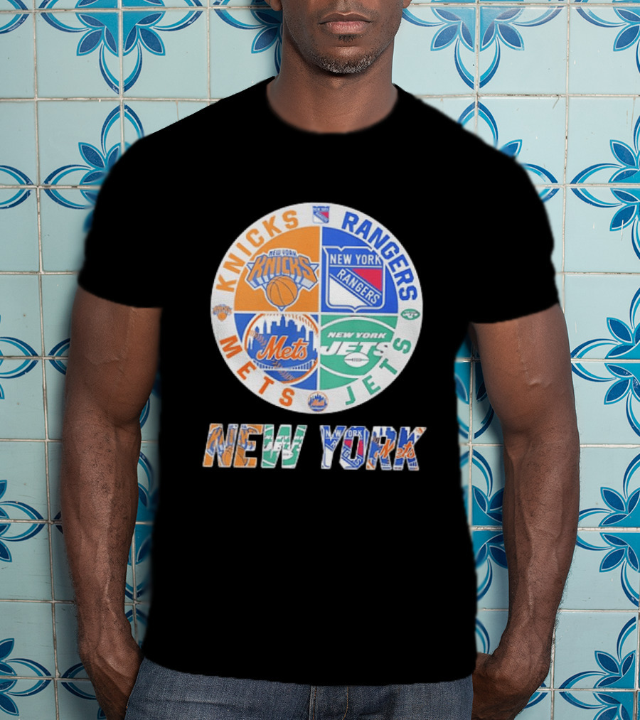 New York Knicks Rangers Mets Jets Fan Logos NY Sports Team Circle T-Shirt