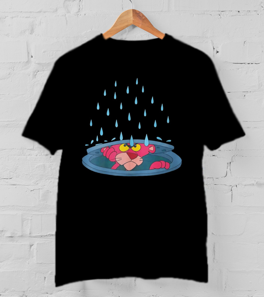 Pink Panther Peek Manhole Rainstorm Scene T-Shirt
