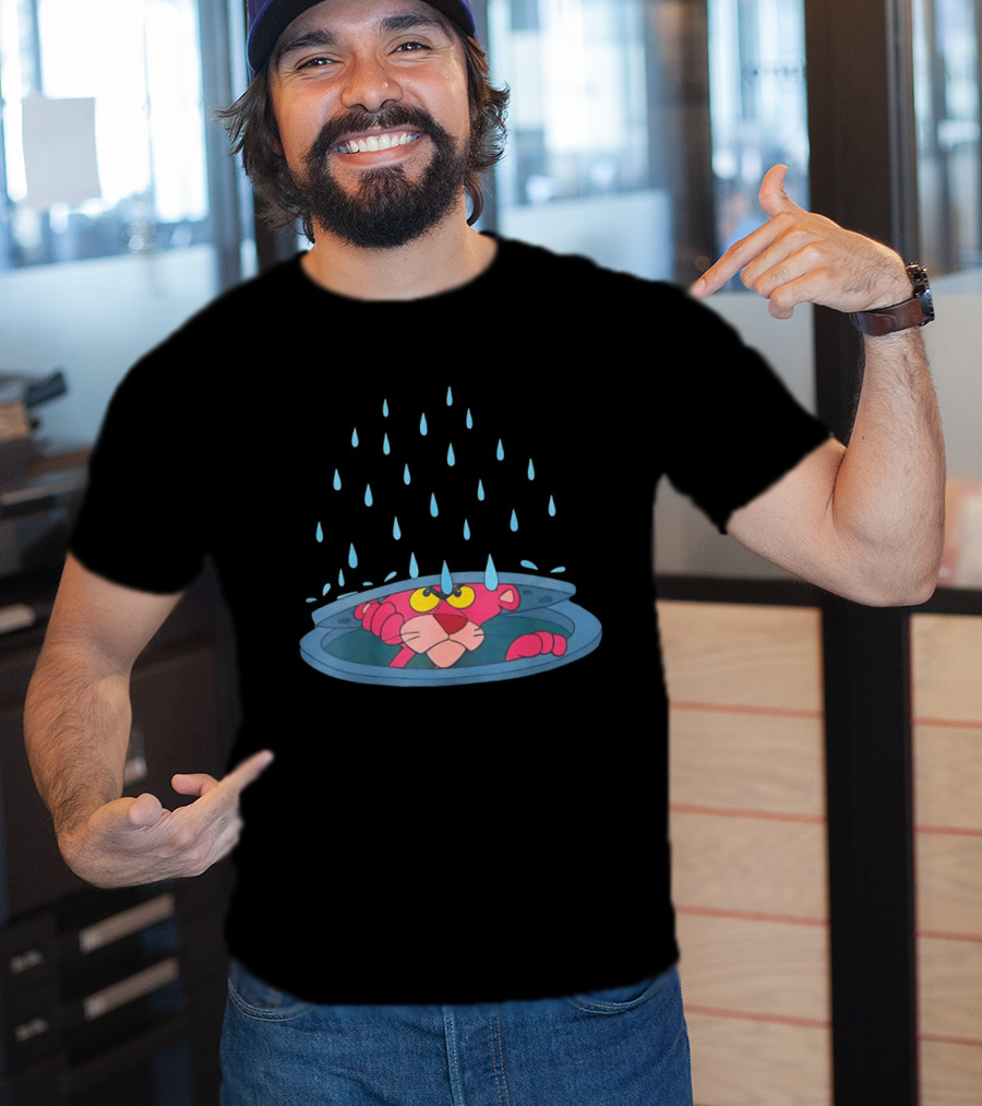 Pink Panther Peek Manhole Rainstorm Scene T-Shirt