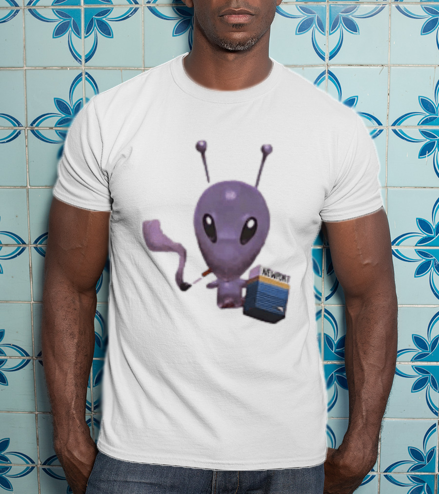 Alien Holding Newport Cigarette Pack Smoking Space Travel T-Shirt