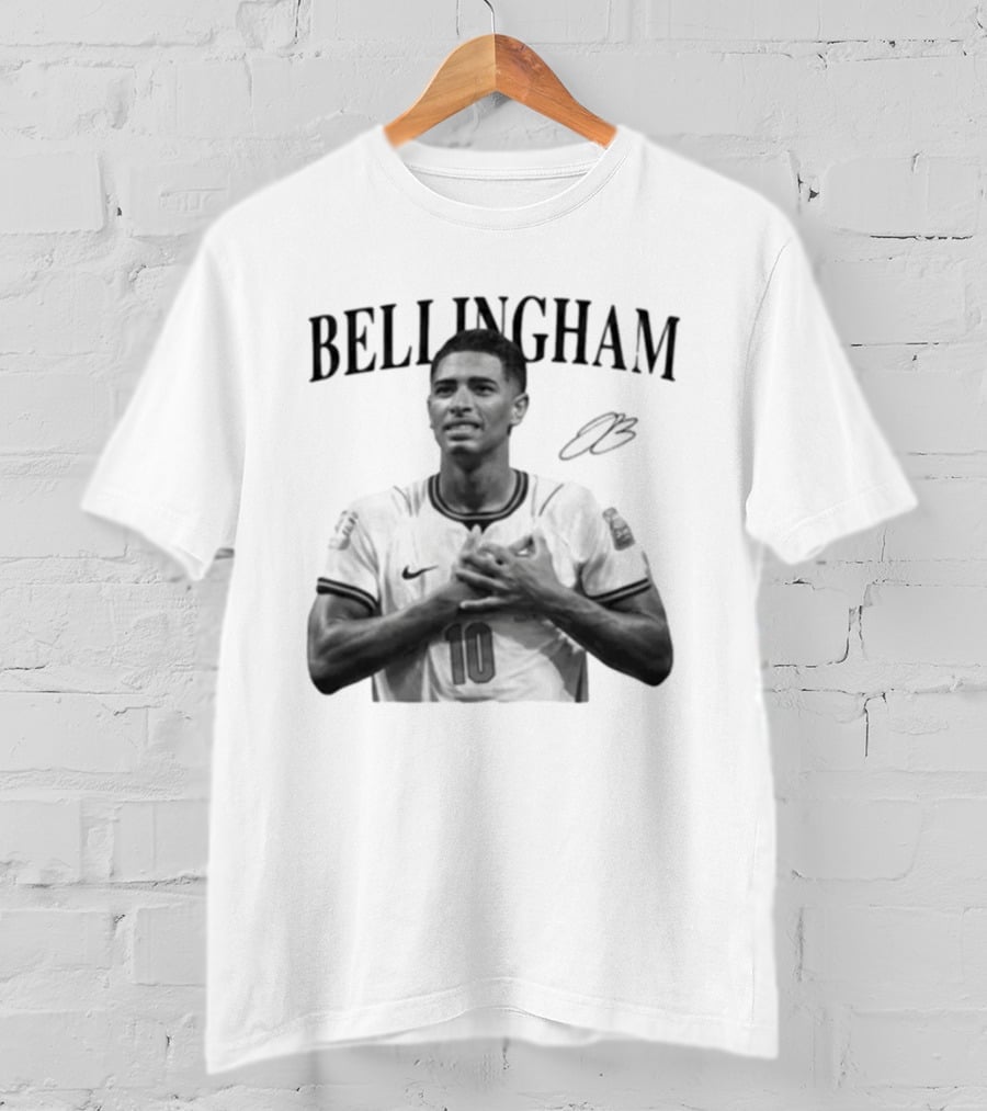 Bellingham England Number 10 Footballer Iconic Three Lions T-Shirt