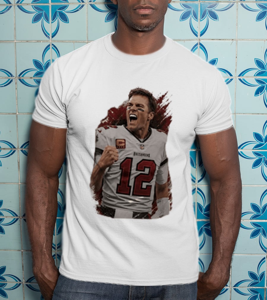 Tampa Bay Buccaneers Tom Brady Number 12 NFL Legend T-Shirt