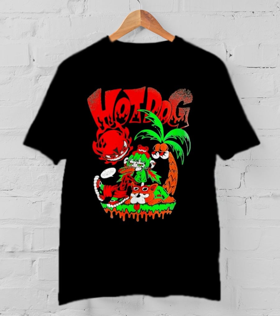 Hotdog Atsusugi Girl With Bear Hat And Dog Under Palm Tree T-Shirt