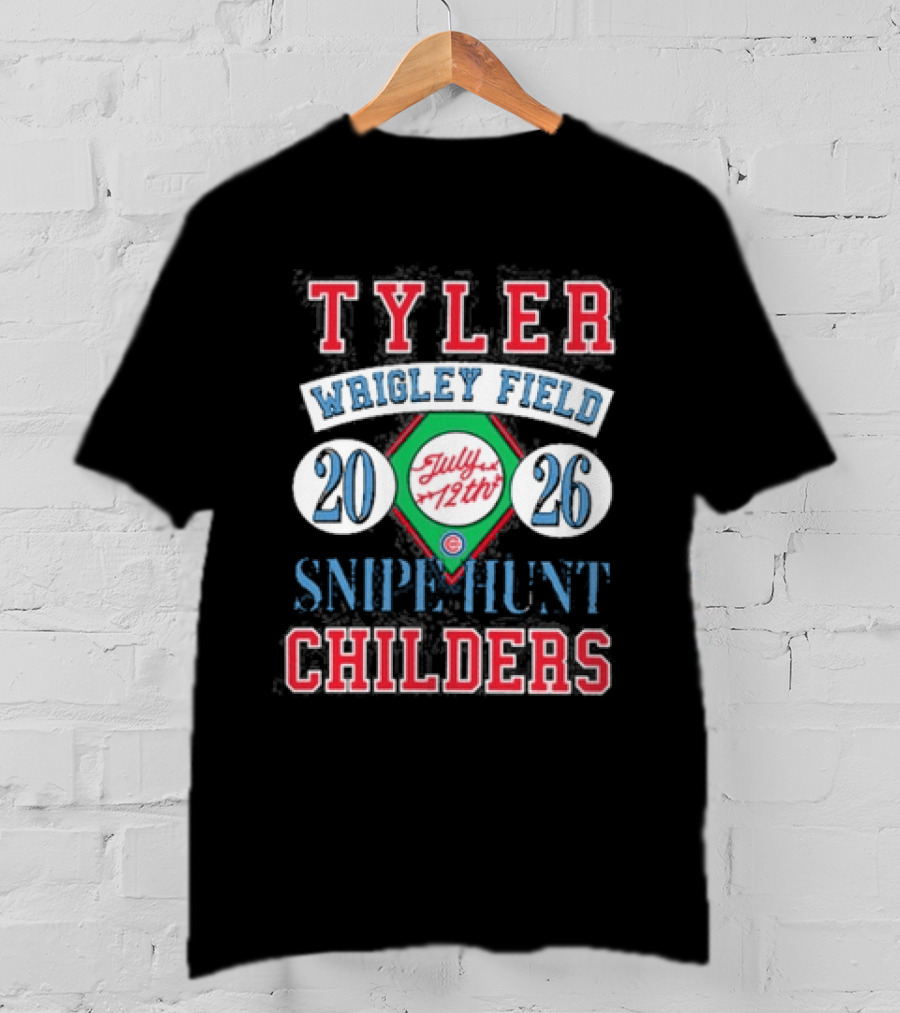Tyler Childers Wrigley Field July 12th 2026 Chicago Cubs Sniff Hunt T-Shirt