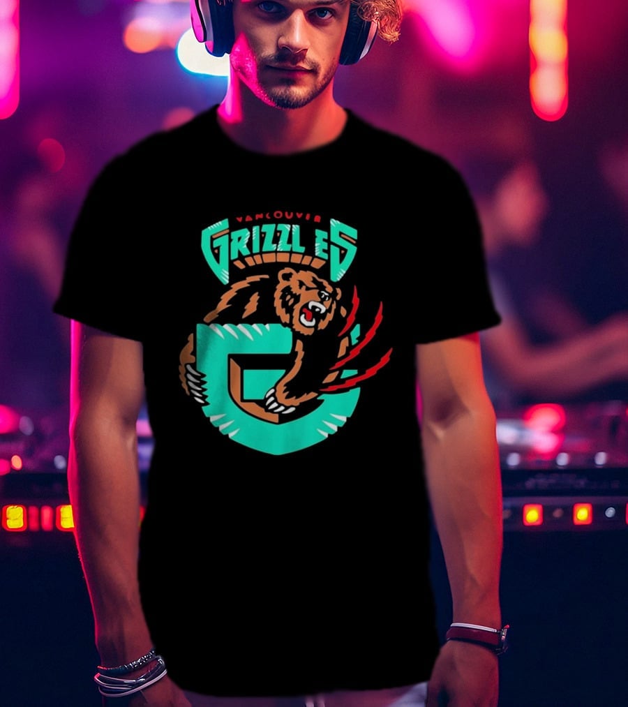 Vancouver Grizzlies Bear Claw Retro Sports Emblem Men's T-Shirt