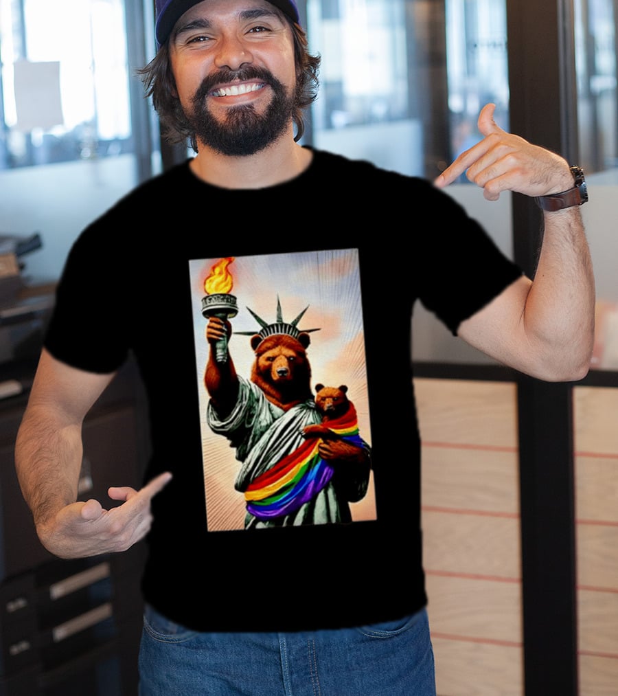 Bear Statues Liberty Rainbow Pride Torch T-Shirt