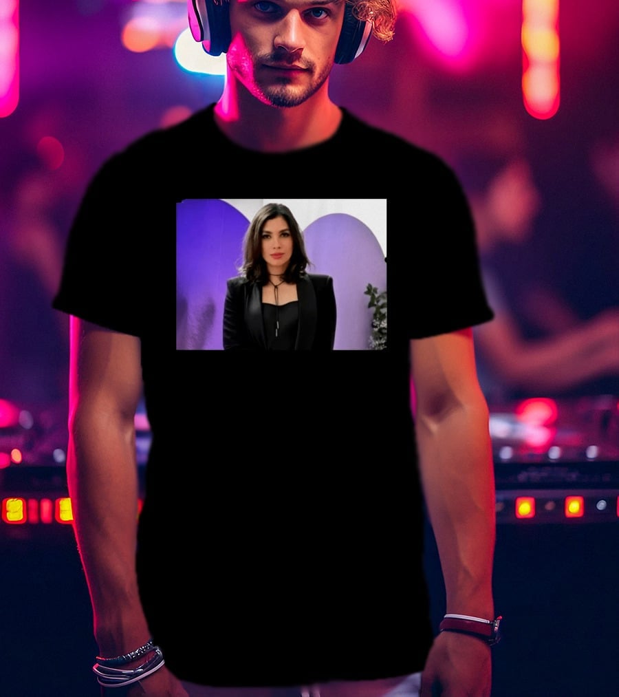 RIP Latinh Marie Claire González 1989 2026 T-Shirt