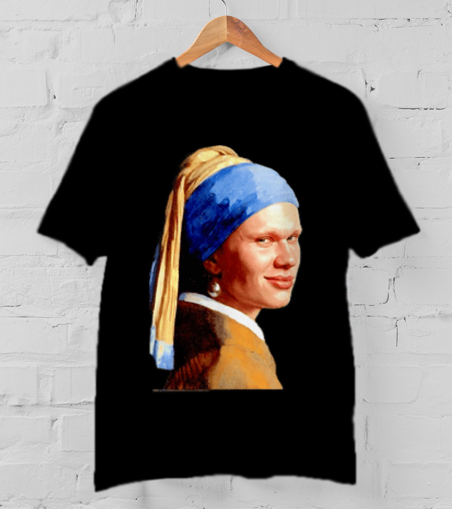 Erling Haaland Girl With A Pearl Earring Football T-Shirt