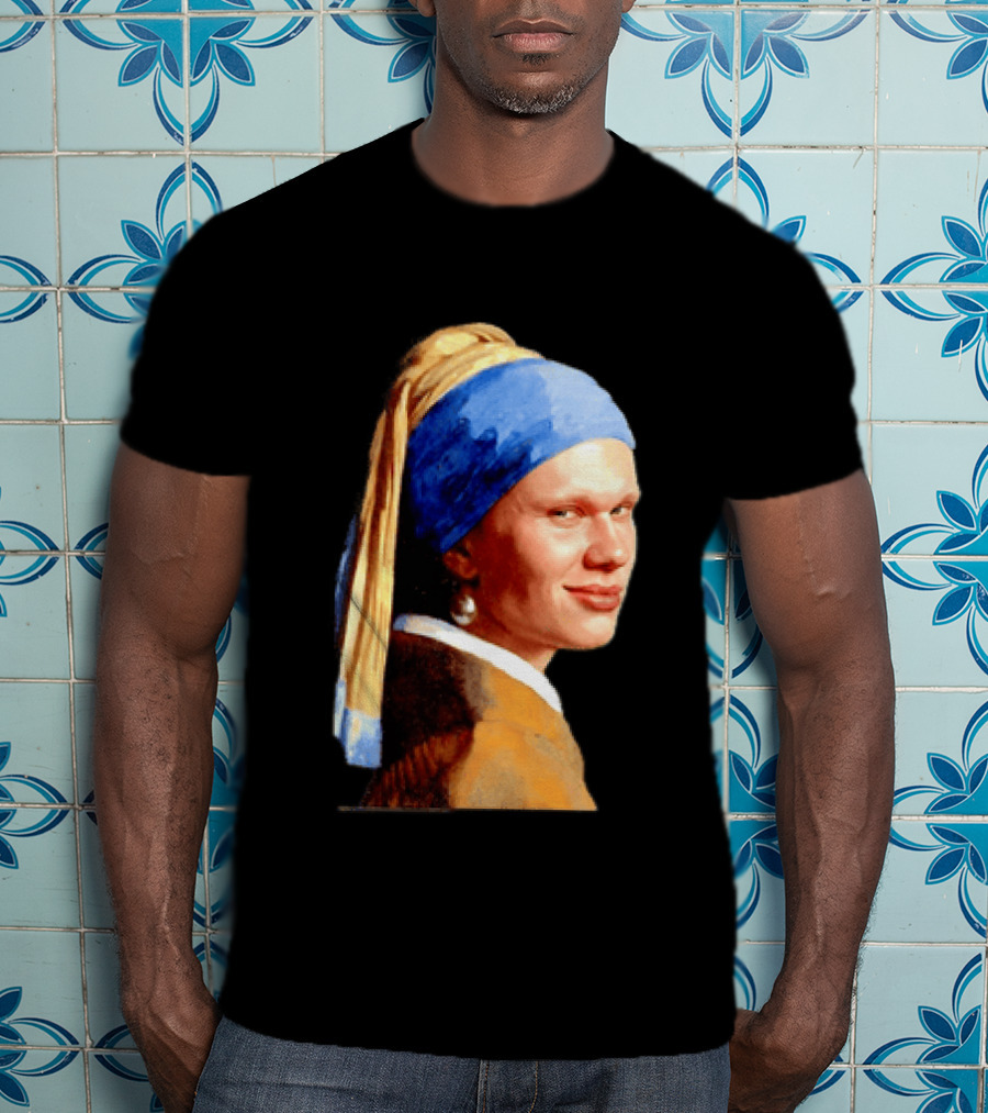 Erling Haaland Girl With A Pearl Earring Football T-Shirt