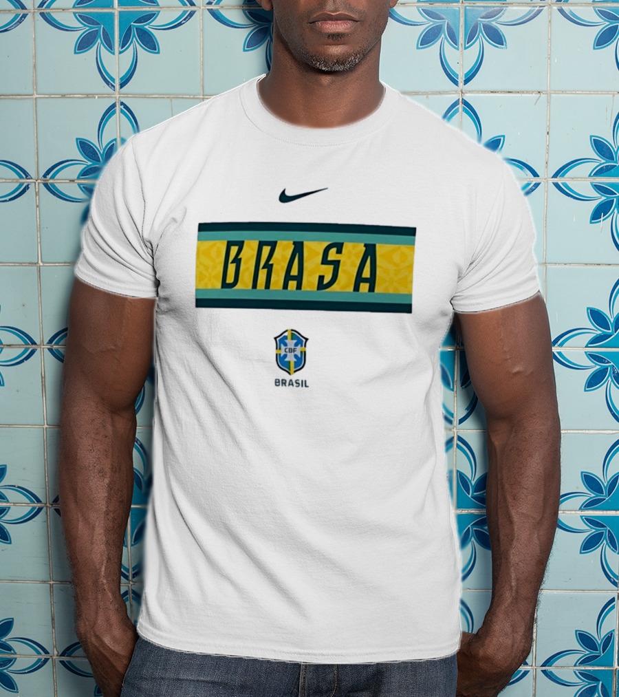 Nike Brasa Brazil CBF Football Crest T-Shirt