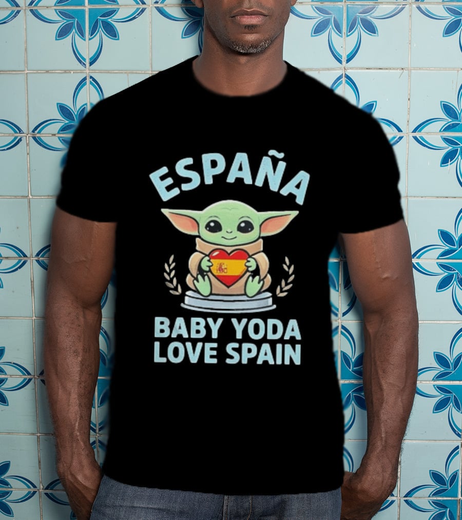 España Baby Yoda Love Spain Hearts Fan T-Shirt