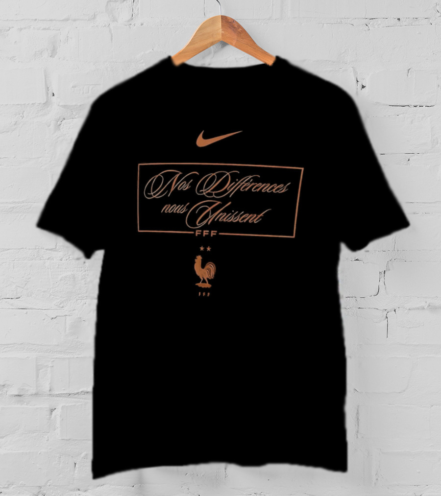 Nike Nos Différences Nous Unissent France Football Team Rooster T-Shirt