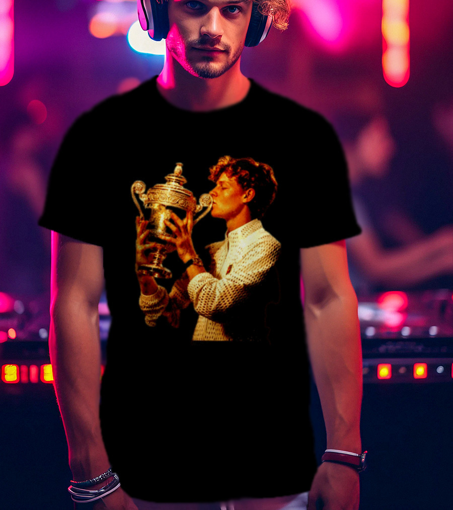 Jannik Sinner Wimbledon Men's Singles Champion Italy Celebration T-Shirt