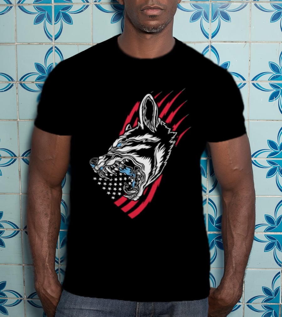 Wolf Snarling With Stars And Stripes American Flag T-Shirt
