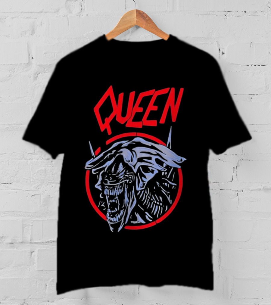 Queen Alien Xenomorph Facehugger Red T-Shirt