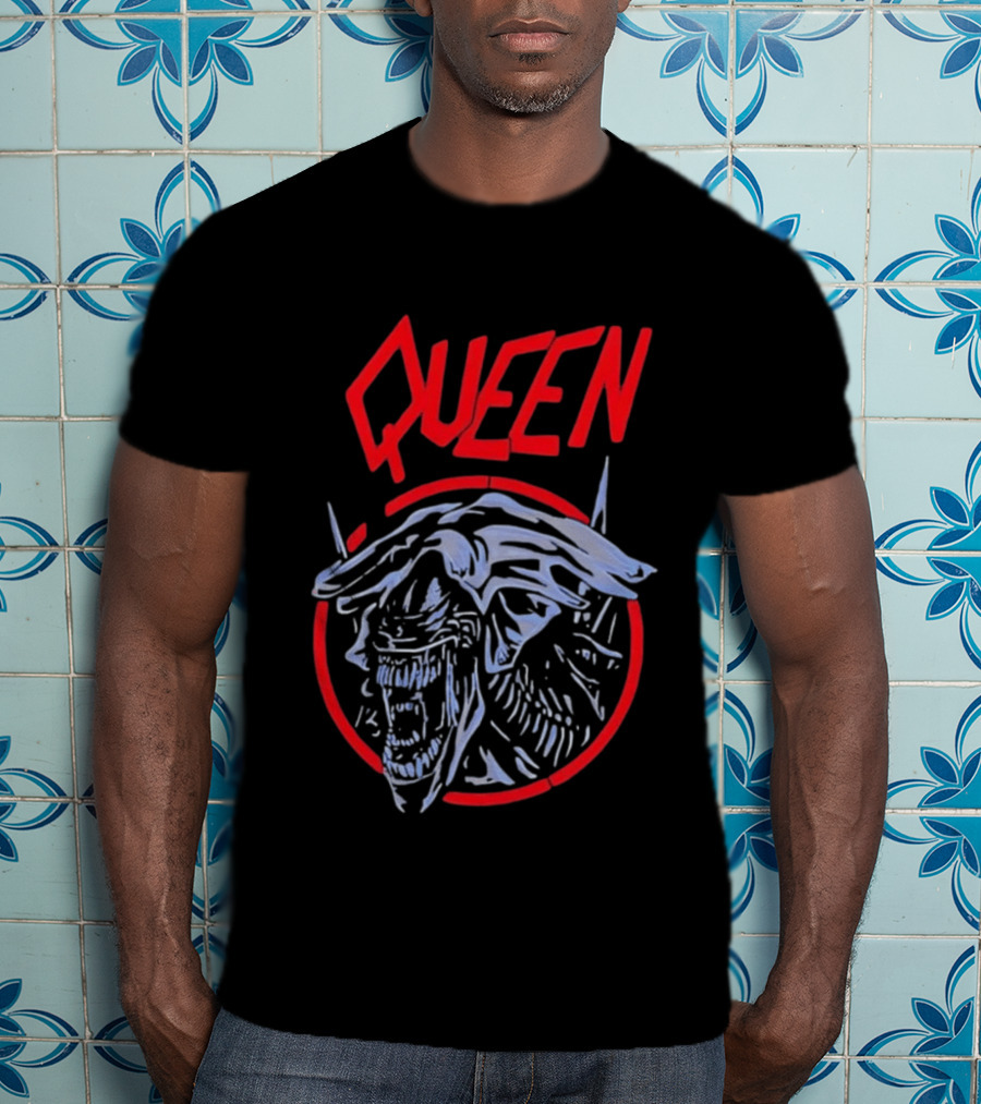 Queen Alien Xenomorph Facehugger Red T-Shirt