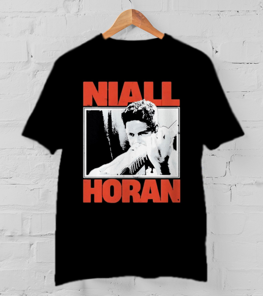 Niall Horan Distressed Guitar Player Image One Direction T-Shirt