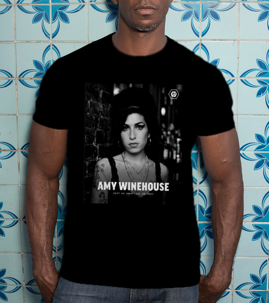 AMY WINEHOUSE Sept 14 1983 Jul 23 2011 Tribute Anniversary Memoriam T-Shirt
