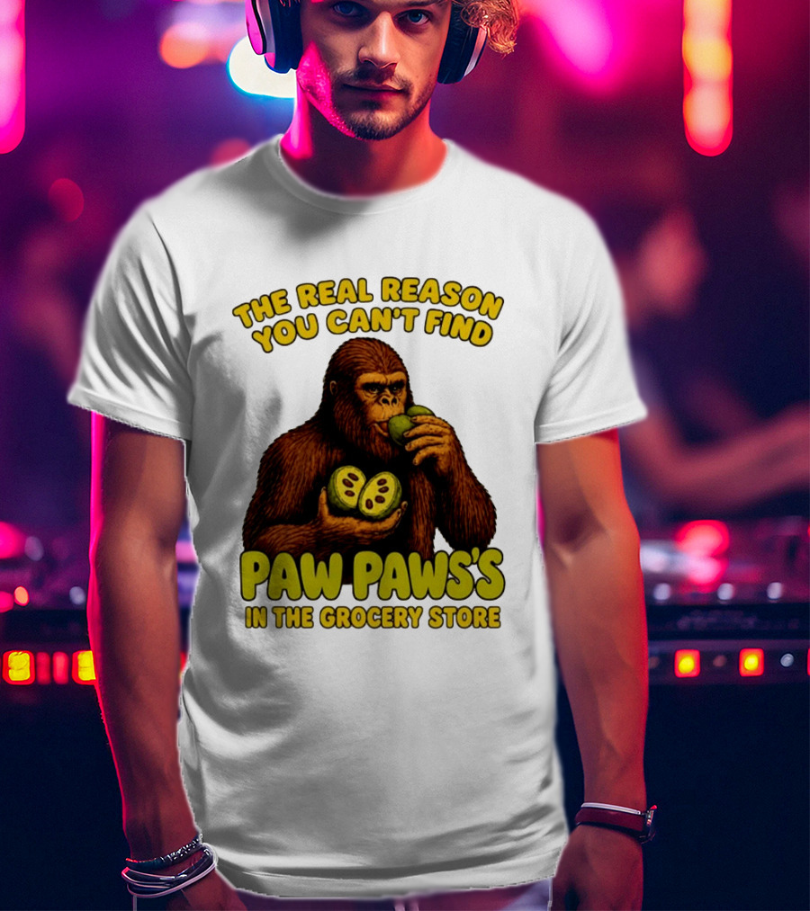Pawpaw Fruit Mystery Sasquatch Eating Pawpaws In Grocery Store T-Shirt
