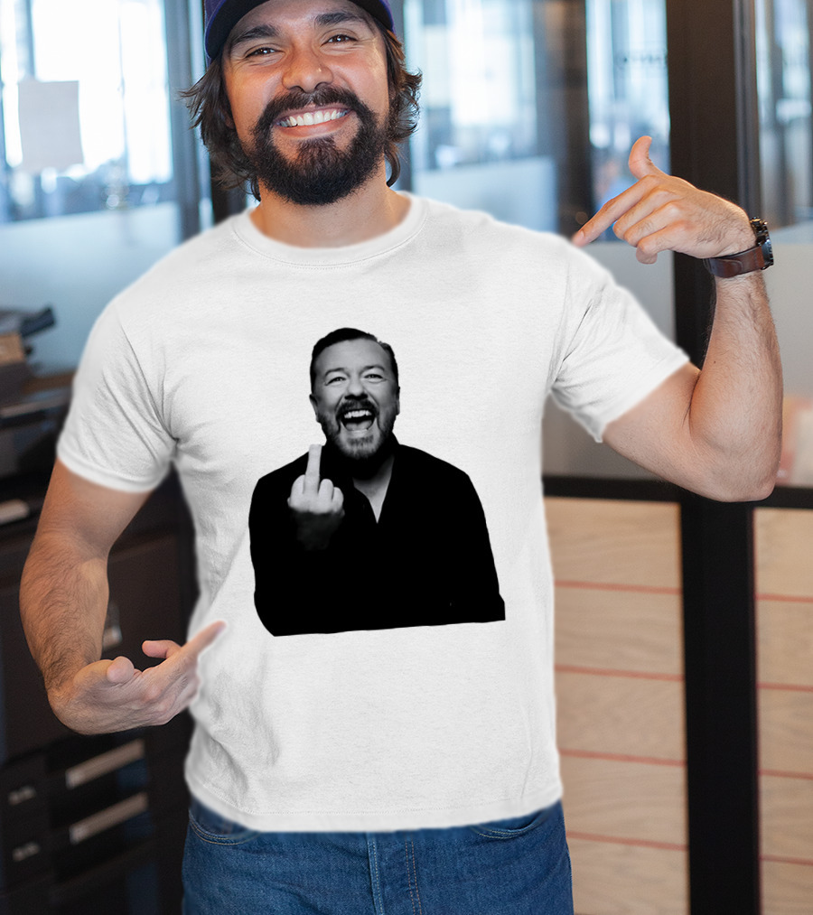 Anh Ricky Gervais Laughing Middle Finger Gesture T-Shirt