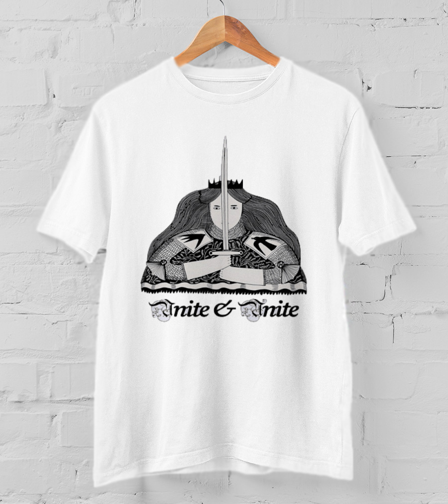 Unite And Unite Queen With Sword Medieval Armor Holding Blade T-Shirt