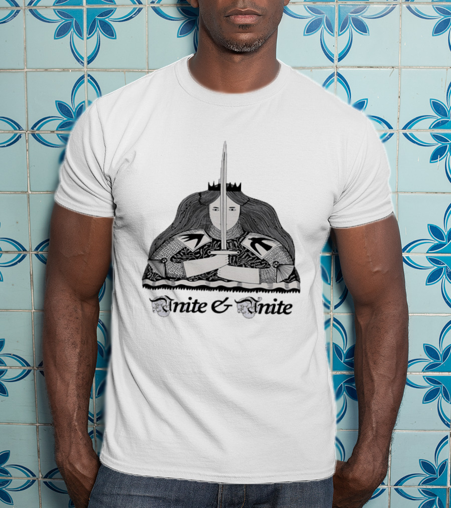 Unite And Unite Queen With Sword Medieval Armor Holding Blade T-Shirt