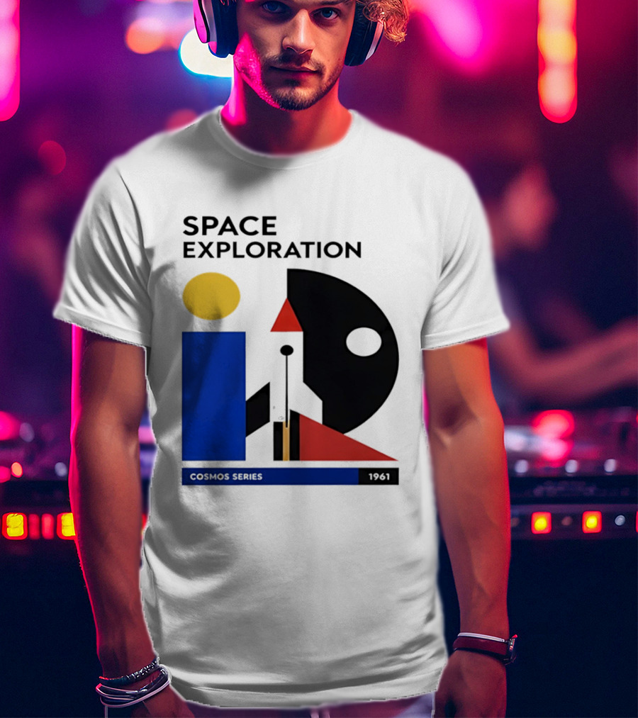 Space Exploration 1961 Cosmos Series Retro Geometric T-Shirt