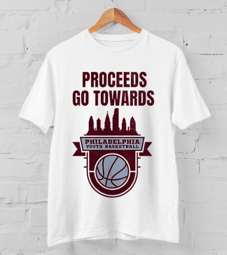 Philadelphia Youth Basketball Supporting Skyline And Ball T-Shirt
