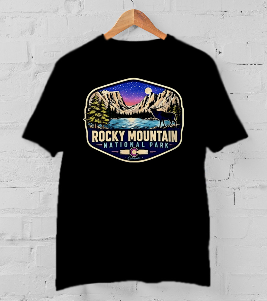 Rocky Mountain National Park Elk Wildlife Colorado Moonlit Lake T-Shirt