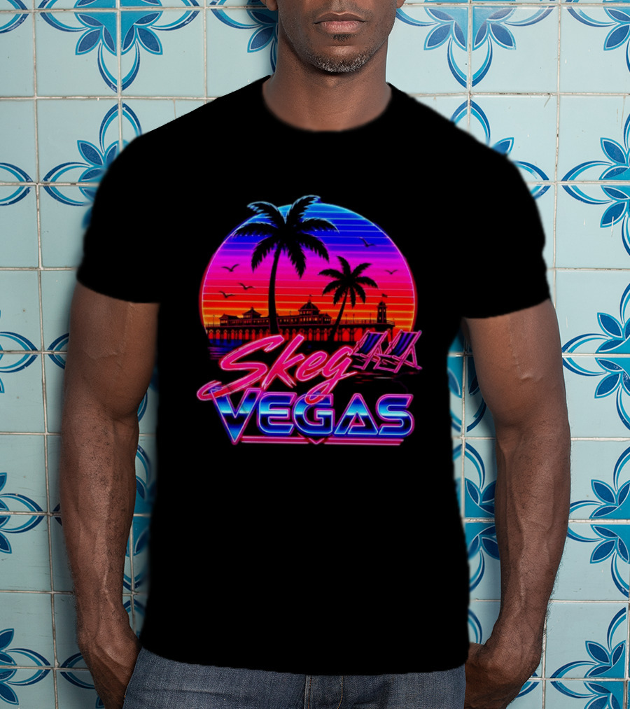 Skeg Vegas Beach Pier Sunset Skegness Retro Neon T-Shirt