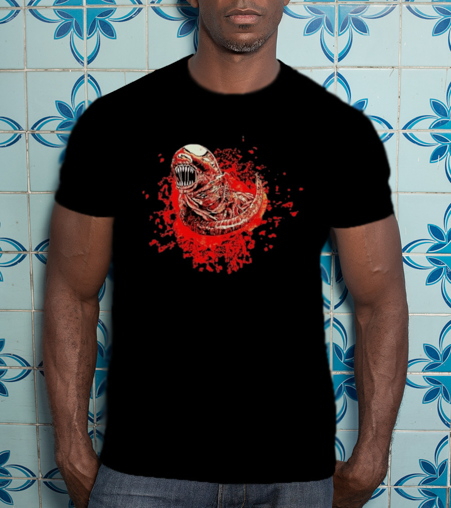 Aliens Chestburster Sci Fi Horror Blood Splatter Creature T-Shirt