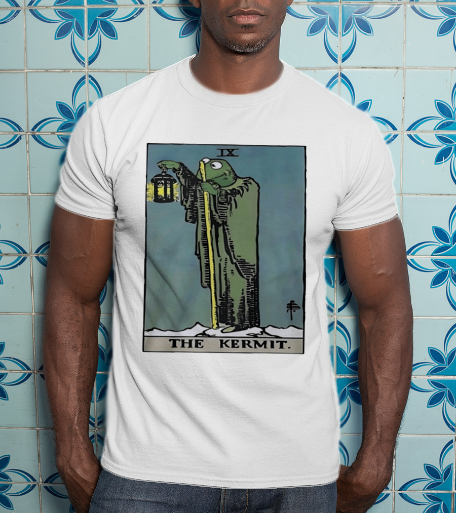 Kermit Tarot Card IX The Hermit Muppets Lantern T-Shirt