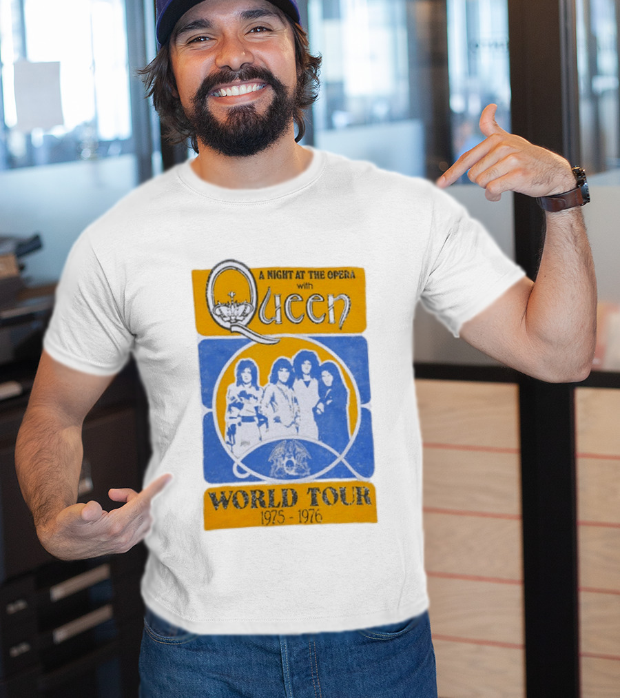 Queen A Night At The Opera World Tour 1975 1976 Vintage Band Photo T-Shirt