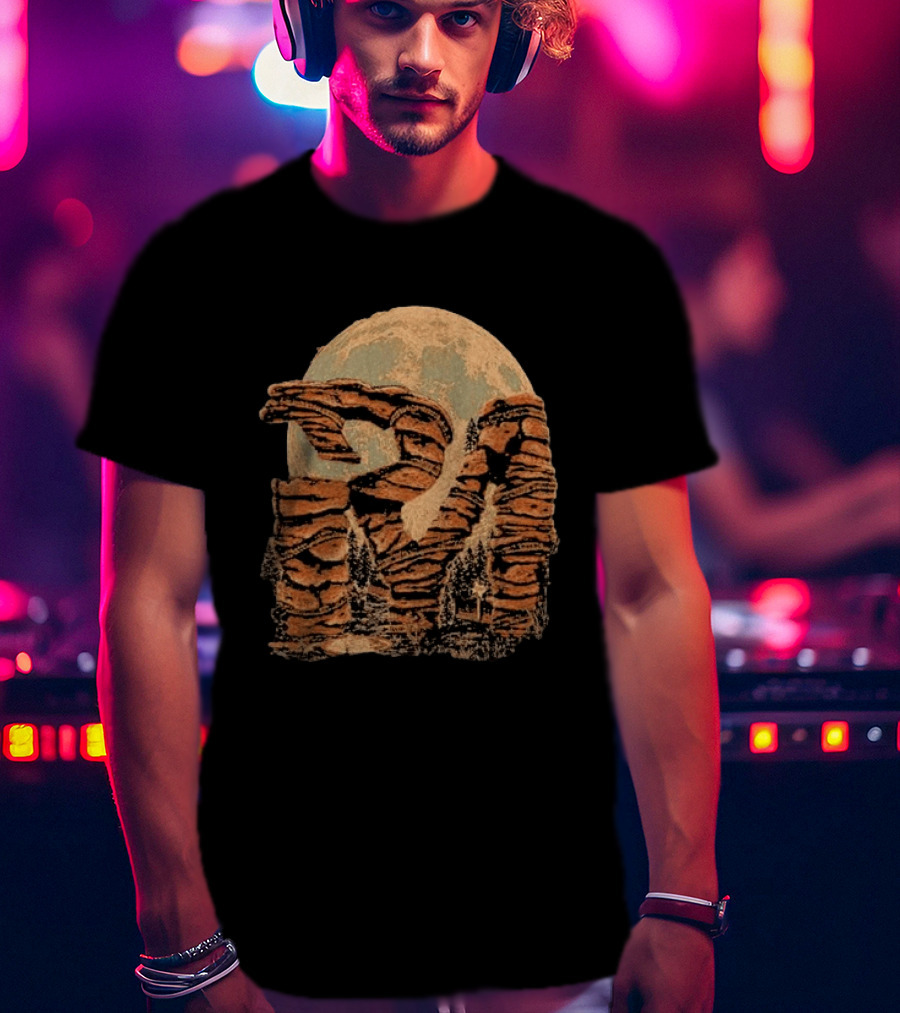 Parker Mccollum Red Rocks 2026 Moonlit Canyon Scenery T-Shirt
