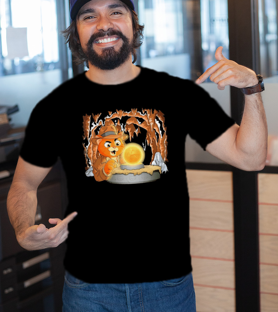 Raiders Of The Lost Yarn Cat Indiana Jones Golden Ball Relic Adventure T-Shirt