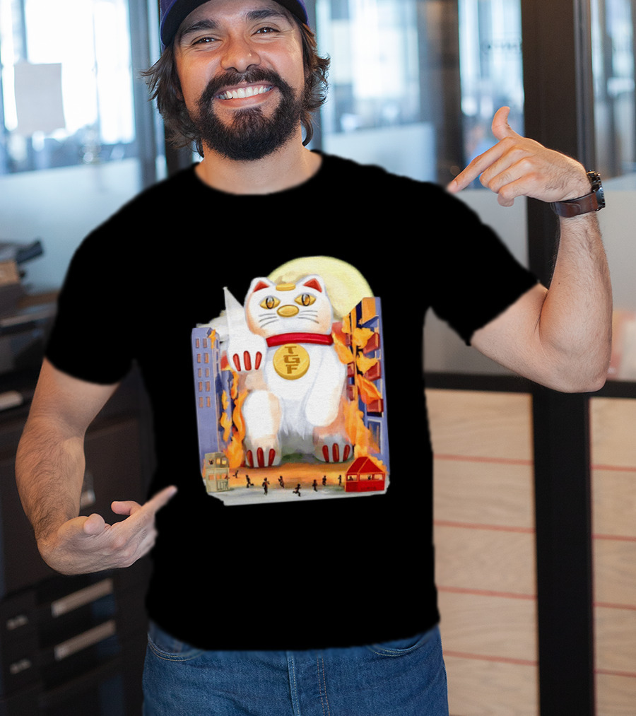 TGF Lucky Cat Maneki Neko Giant Cat City Destruction T-Shirt