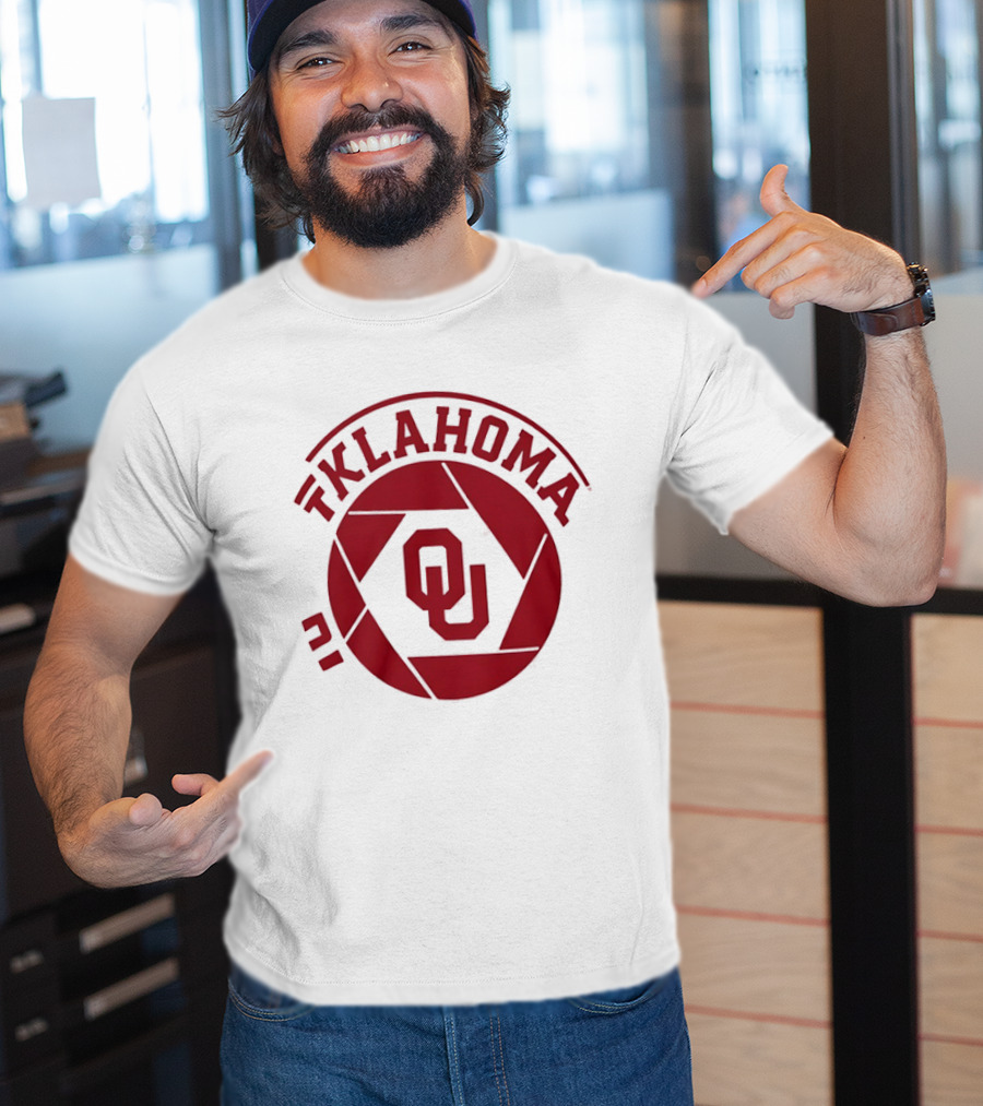 Oklahoma Sooners OU NCAA College Football T-Shirt