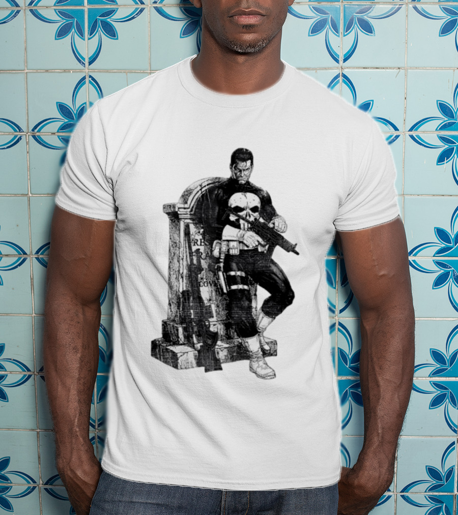 Frank Castle Gravestone Rest Of Loved Ones Marvel Comics The Punisher T-Shirt