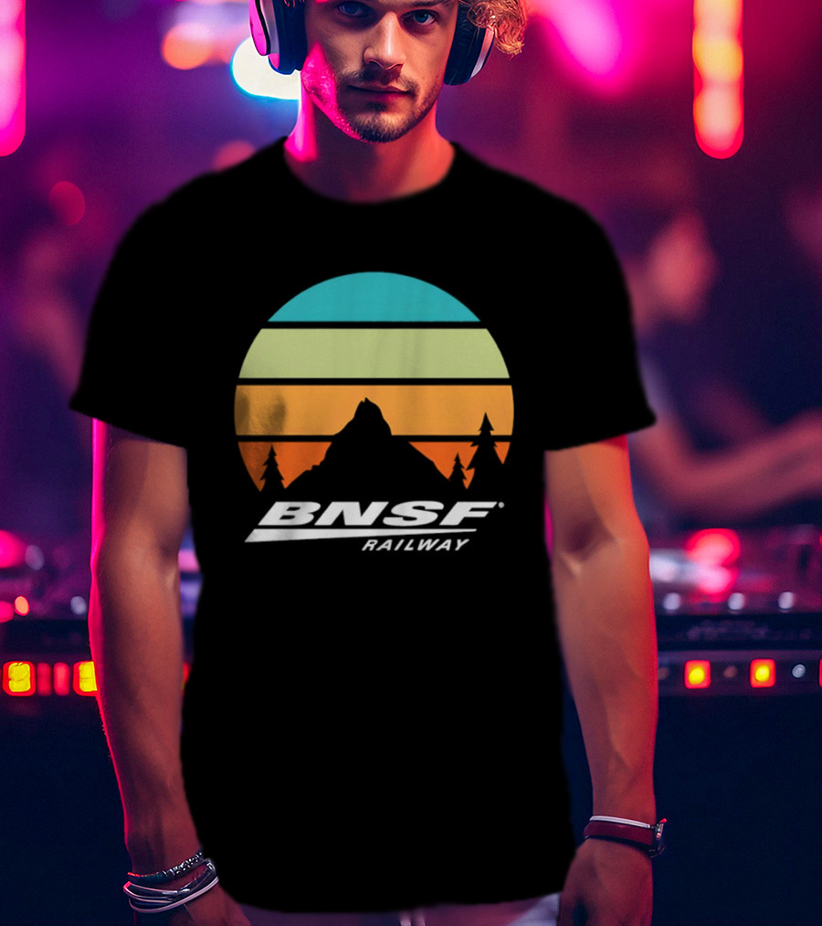 BNSF Railway Mountain Landscape Retro Sunset T-Shirt