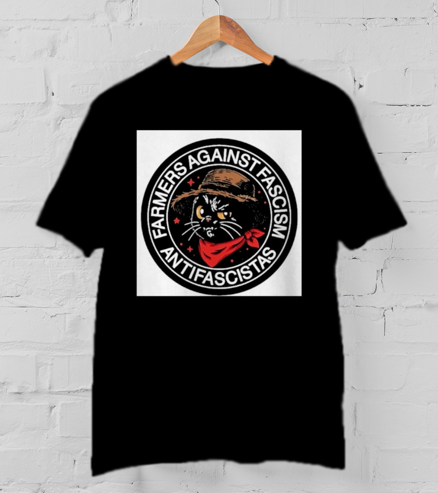 Farmers Against Fascism Antifascistas Cat Straw Hat Red Bandana T-Shirt