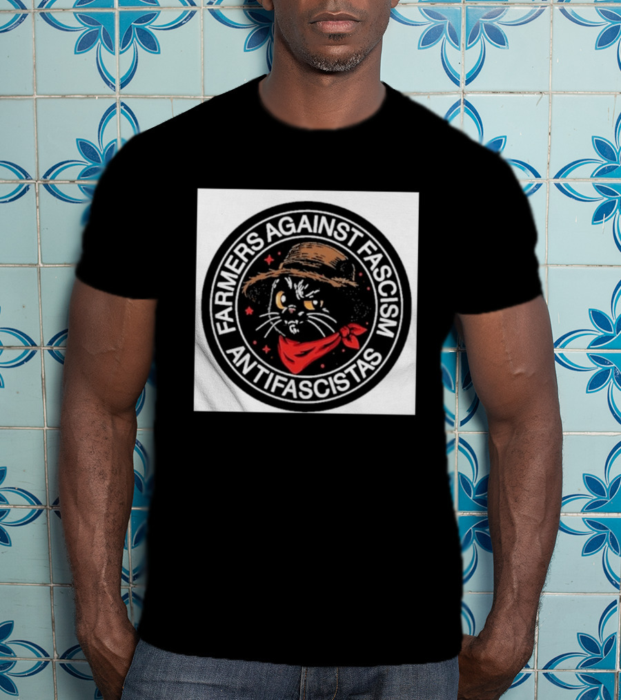 Farmers Against Fascism Antifascistas Cat Straw Hat Red Bandana T-Shirt